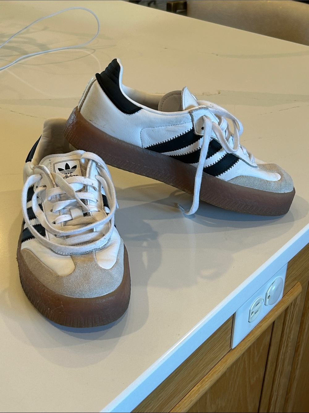 adidas women size 8.5 White & Black Retro Gum-Sole Sneakers